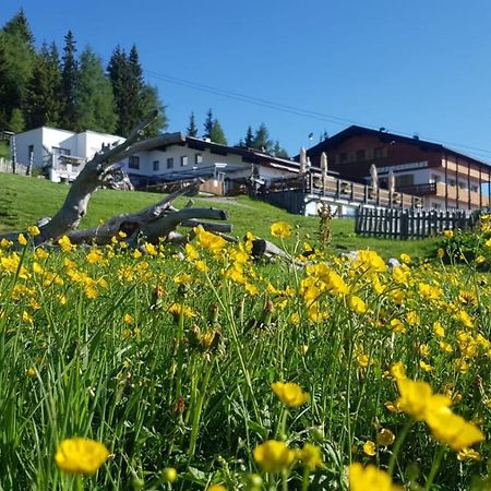 Panorama Restaurant Sterzingerhaus 1.930M Hotel Buitenkant foto